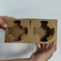 Gobelets en papier ondulé jetables de haute qualité pour thé au lait café jus à emporter simple Double emballage de plateau de quatre tasses