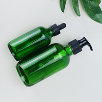 Flacon pulvérisateur en verre transparent ambré Boston rond de 500 ml/16 oz, vide et rechargeable, avec pompe pulvérisatrice à gâchette.