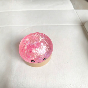 Jouet Squishy en forme de pain de maltose avec visage souriant pailleté, jouet anti-stress pour enfants et adultes, Squishies doux et colorés, évaluation 5.5 - Product Image 2