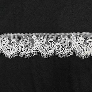 <span class=keywords><strong>Dentelle</strong></span> Chantilly florale française en nylon blanc non extensible de 6 cm pour robe de nuit LT2840B - Product Image 1