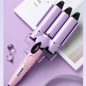 Fer à boucler électrique AUX à trois barils de 1,5 pouce pour grandes boucles avec écran LED - Product Image 2