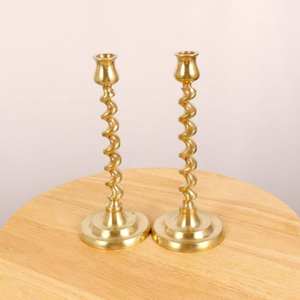 เชิงเทียนอะลูมิเนียมคอลเลคชั่นดีไซเนอร์  ตกแต่งด้วยสีเมทัลลิกหลากสีสัน เพื่อการตกแต่งบ้านและสำนักงานอย่างมีสไตล์ - Product Image 5