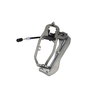 Soporte de manija de puerta Oliver 51218243616 para BMW X5 E53 delantero derecho con cable, pieza de repuesto metálica - Product Image 4