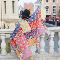 Châle d'été léger en coton et lin fait à la main Style ethnique bouton grenouille vintage Protection solaire motif floral enveloppement de plage