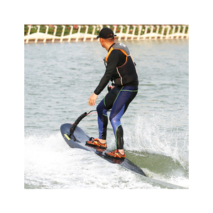 Planche de surf électrique Jetsurf en fibre de carbone, 12 kW, 55 km/h, en stock - Product Image 5