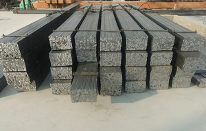 Barres carrées en acier au carbone ASTM AH36 10x10 20x20 <span class=keywords><strong>40x40</strong></span> 200 * 200, billettes d'acier 8x8mm, prix des barres carrées en acier laminées à chaud - Product Image 3