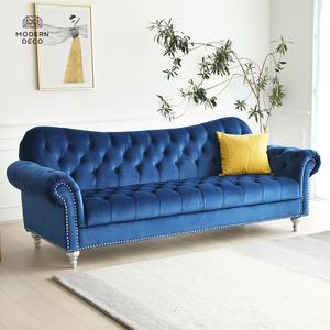 Sofá de terciopelo azul, canapé, sofá Chesterfield moderno de 3 plazas, <span class=keywords><strong>tapizado</strong></span> con tachuelas y adornos para sala de estar - Product Image 2
