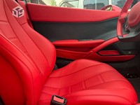 Vente en gros d'usine, housses de siège de haute qualité pour remplacement de sièges Ferrari, en cuir véritable rouge