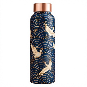 Botella de Agua de Cobre con Diseño Oriental, Grúas Doradas y Patrón de Olas, Tapa de Cobre, Portátil para Viajes - Product Image 1