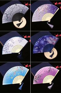 Abanicos de Mano de Bambú Plegables Personalizados con Diseño de Mariposas Azules y Cerezas Rosas, Ecológicos, Hechos a Mano, Tallados con Arte Folclórico, para Regalo - Product Image 5