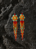 Anting-anting lingkaran berbentuk bunga bergaya boho chic buatan tangan, mutiara, manik-manik biji besar yang lucu, desain vintage untuk pernikahan, mode India