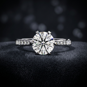 Bague de fiançailles en diamant taille ronde, bague solitaire de luxe en diamant - Product Image 4
