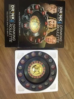Jeu de lunettes de fête de casino Spin Shot Roulette Wheel Drinking Set pour adultes comprenant des lunettes de roulette