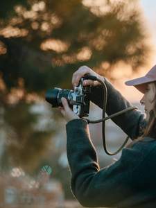 Cámara sin Espejo OM System OM-3 con Lente Pro de 12-45 mm F4 (Plateada), Resolución 4K/Full HD, Estabilización de Imagen - Product Image 5