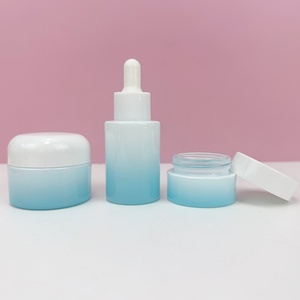 Juego de Envases de Vidrio Redondos con Degradado Verde de 30 ml, 50 ml y 100 ml, Tarro de Crema para Cosméticos y Cuidado de la Piel, Botella de Vidrio con Gotero y Tapas Planas Arqueadas - Product Image 3