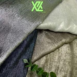 재고 있음 메탈릭 글리터 골드 포일 쉬폰 폴리에스터 리본, 드레스 및 가운용 프레이드 엣지 실크 느낌 원단 - Product Image 3