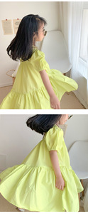 Vente en gros Robe d'été 2022 de couleur unie pour enfants, vêtements de princesse en coton, robes à manches bouffantes et à volants pour bébés filles - Product Image 4