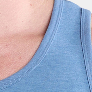 เสื้อกล้ามผู้ชายโลโก้แบบกำหนดเอง คอกลม ไร้แขน ระบายอากาศได้ดี ซับเหงื่อ เหมาะสำหรับออกกำลังกายและฝึกซ้อม - Product Image 6