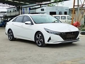Usado <span class=keywords><strong>Elantra</strong></span> 2021 1.5L CVT LUX - Premium Korean Heritage, sedán de conducción diaria confiable - Product Image 3