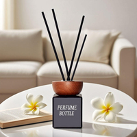 Flacon diffuseur carré de luxe vide en verre avec couvercle en bois pour bâtonnets de parfum, 50ml, 100ml, 150ml, 500ml