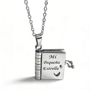 Collar de Acero Inoxidable al por Mayor <span class=keywords><strong>La</strong></span> Mejor Mamá para Mi Hija Mi Pequeña Estrella, Collar con Libro Abrible Grabado con Información - Product Image 5