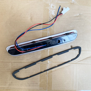 Gruppo Luci Freno LED di Alta Qualità per Toyota Hiace 2004-2019, Lampada Freno Superiore, Luce di Stop Centrale per Paraurti Posteriore - Product Image 4