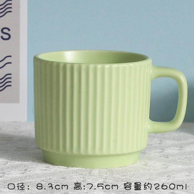 ถ้วยเดี่ยวสีเขียวสด