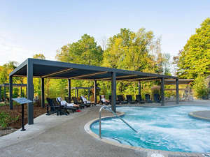 Luxuriöse Moderne Outdoor-Pergola Aluminium Wasserdichtes Lamellendach Metall-Gartenpergola 3x3 3x4 - Product Image 2