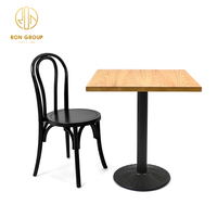 Table carrée personnalisée en chêne massif pour restaurant, café, bistro, hôtel, mobilier commercial de restauration rapide en métal et bois