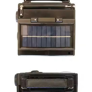 Radio Portátil LED con Iluminación, Bandas AM/FM, Batería AA Desmontable, Apta para Exteriores - Product Image 2