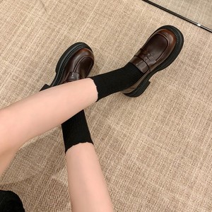 Mocasines de Mujer con Suela Gruesa y Color Desgastado Estilo Británico Vintage, Zapatos de Cuero Pequeños - Product Image 4