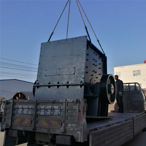 Trituradora de Arena Móvil Montada en Camión |   Trituradora de Martillos Tipo Caja 1212 para Trituración de Roca - Product Image 3