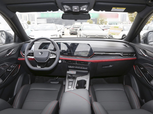 Changan X5 Plus 2026 <span class=keywords><strong>Mini</strong></span> SUV <span class=keywords><strong>1</strong></span>.<span class=keywords><strong>5T</strong></span> Turbo essence moteur à essence boîte de vitesses automatique lumière intérieur sièges en cuir voiture neuve - Product Image 2