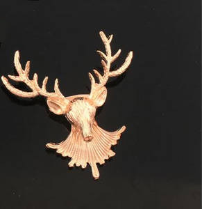 Joyería Longhorn Deer Pin Badge Elk Head Deer Broche Ramillete de Navidad para hombres y mujeres - Product Image 5