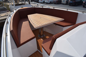 Nuovo Modello Barca da Diporto in Vetroresina da 28 Piedi all'Ingrosso dalla Fabbrica con Bagno e Doccia in Vendita - Product Image 2