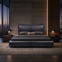 Italienisches Minimalistisches Schwarzes Echtleder-Polsterbett mit Stahlrahmen, Kiefernholz und Gebogenem Kopfteil, Plattformbett nach Maß