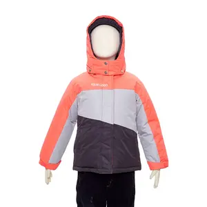 环保软壳外套，配以连帽衫冬季夹克，适合蹒跚学步的男孩