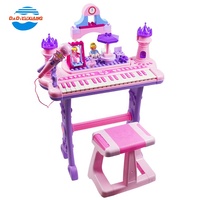 Jouet de musique de piano électronique avec orgue de bureau et de chaise avec microphone pour fille