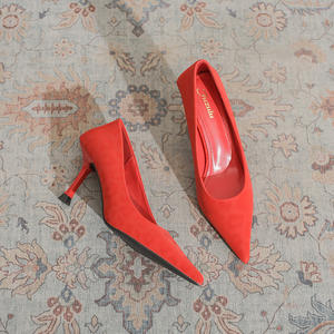 Escarpins élégants à talon épais pour femme – Chaussures à talon carré pour le bureau, les mariages, les soirées et les tenues décontractées - Product Image 2