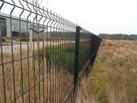Panneau de clôture de sécurité en métal 3D en forme de V, revêtement poudré, structure soudée galvanisée, anti-corrosion, taille personnalisée, résidentiel