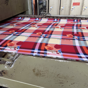 Hete Verkoop Diamant Patroon Microfiber Polyester Stof Effen Kleuren Voorzien Beddengoed Dekbed Nieuw Ontwerp Goedkopere Beddengoed Set - Product Image 3