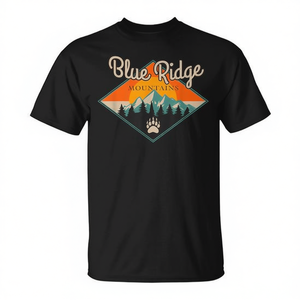 T-shirt promotionnel vintage avec motif paysager des forêts de pin des Blue Ridge Mountains, design sur le thème de la nature - Product Image 2