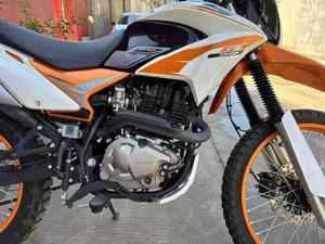 Motocicleta <span class=keywords><strong>Todoterreno</strong></span> Usada a Precio Económico, Suministro de Fábrica China, 2022, 250cc, Zongshen, <span class=keywords><strong>Segunda</strong></span> <span class=keywords><strong>Mano</strong></span>, en Venta - Product Image 4