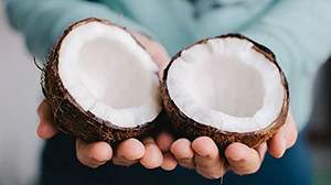 Huile de noix de coco fractionnée en vrac Keto <span class=keywords><strong>Paleo</strong></span> Friendly organique pur C8 triglycérides à chaîne moyenne liquide d'huile - Product Image 3