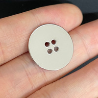 Bouton décoratif en métal rond de qualité supérieure en alliage de zinc avec logo estampé en argent Consen pour vêtements
