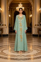 Robes Kaftan Col V Coupe Évasée Luxe Modeste Robe de Soirée Manches Longues Broderie Dorée Perles Chiffon Kaftan pour Mariage et Fêtes