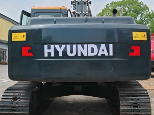 Excavadora de cadenas Hyundai HX220HD usada original de Corea con pocas horas de uso, excavadora hidráulica completamente original para movimiento de tierras en canteras y carreteras. - Product Image 6