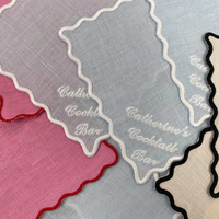 Vente en gros de sous-verres en lin écologiques de 15*15 cm, faits à la main, logo personnalisable, serviettes de cocktail pour mariages et fêtes