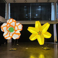 Fleur gonflable personnalisée de 1,5/2/3/5 m avec éclairage LED à motifs, fleur géante gonflable jaune orange pour la décoration de scène et de parc