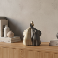 Sculpture en céramique moderne éléphant beige et gris, figurine décorative écologique de 16 cm de haut pour anniversaire